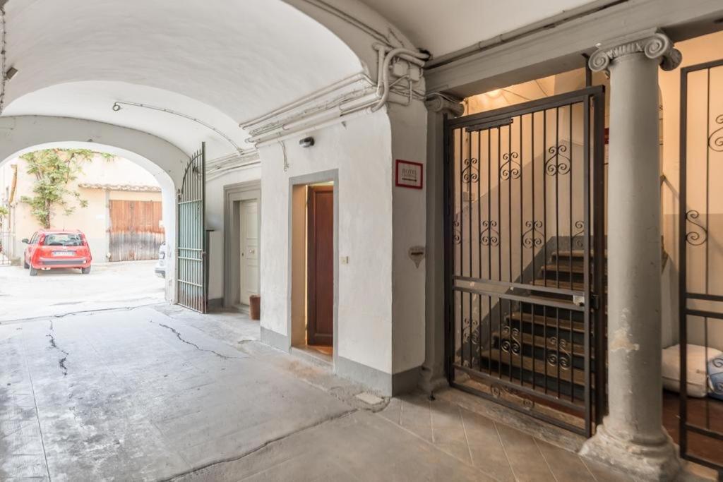 La Casa Di Ugo-A Due Passi Dal Duomo Apartment Florence Exterior photo
